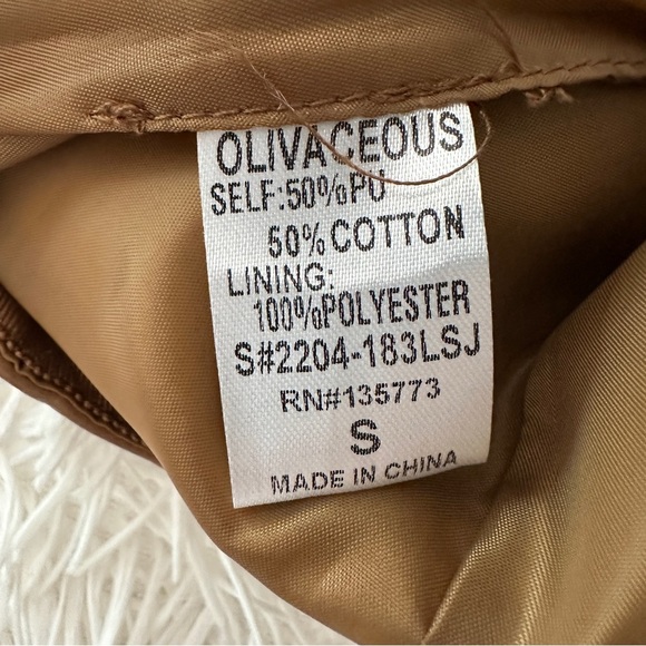 Olivaceous Faux Leather Mini Skirt – Camel Tan Utility Pockets, Size Small - Picture 5 of 16